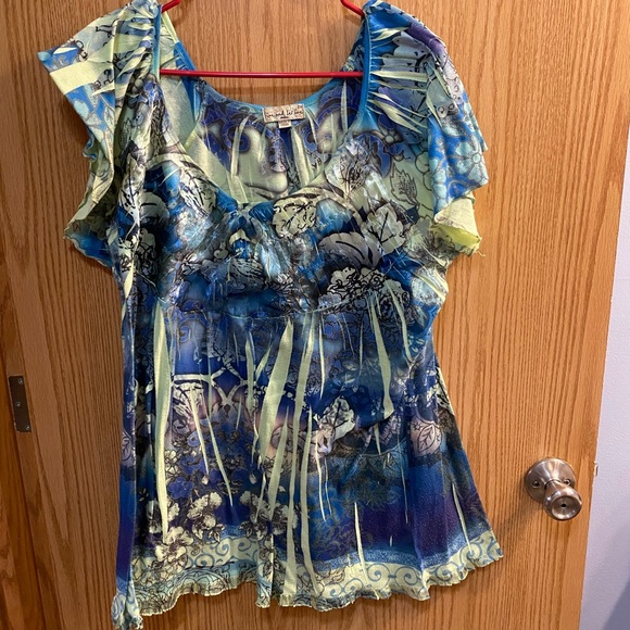 live and let live Tops - Live and Let Live Flowy Top